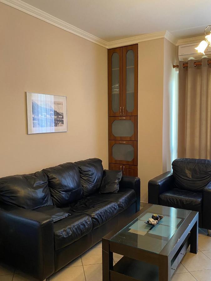 Cloud8 Apt With Castle View, 7Km From The Beach Lezhe Ngoại thất bức ảnh